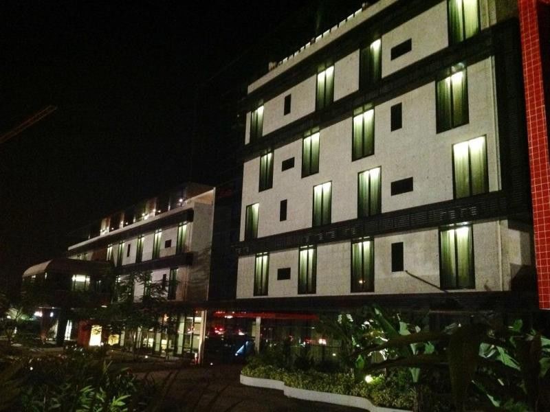 Executive Hotel Samba Luanda Exterior photo